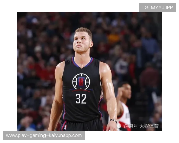 快船队签约豪华中锋，增强内线，快船的中锋是谁